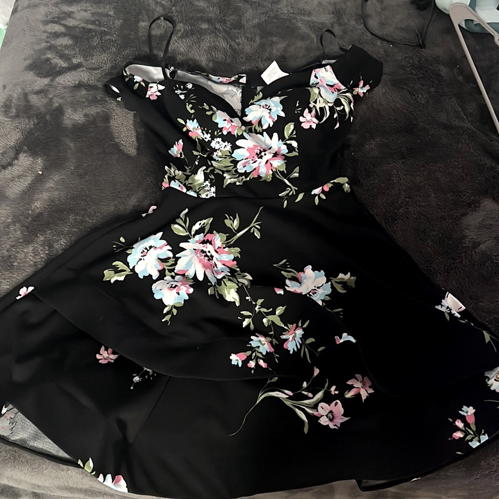 A graduation dress I bought and never wore. No stains no holes no rips